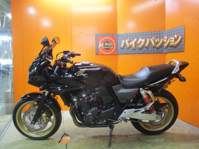 反対側もこの通り状態グッド！来店が難しい方はお電話にて通販も可能ですよ！悩むのは本当に危険な一台！！